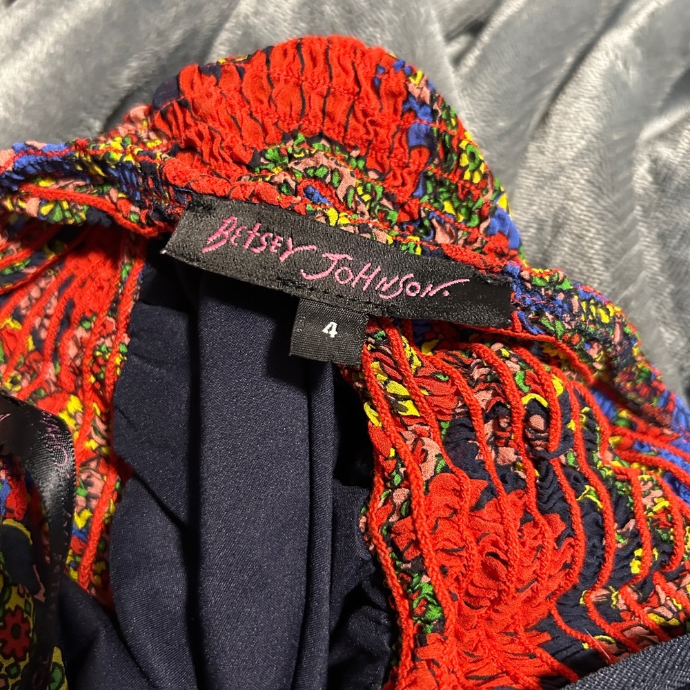 2000’s Betsy Johnson silk halter dress - Picture 3 of 3